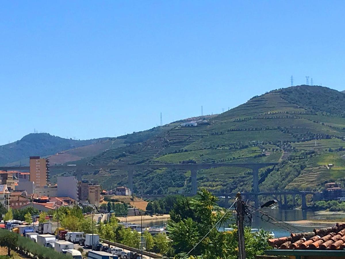 مبيت وإفطار Peso da Régua Casa Largo Do Cruzeiro المظهر الخارجي الصورة